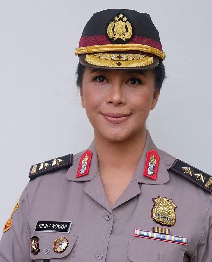 Rinny Wowor Polwan Berlatar Belakang Psikolog Pertama Berpangkat Irjen 1 Rinny Wowor
