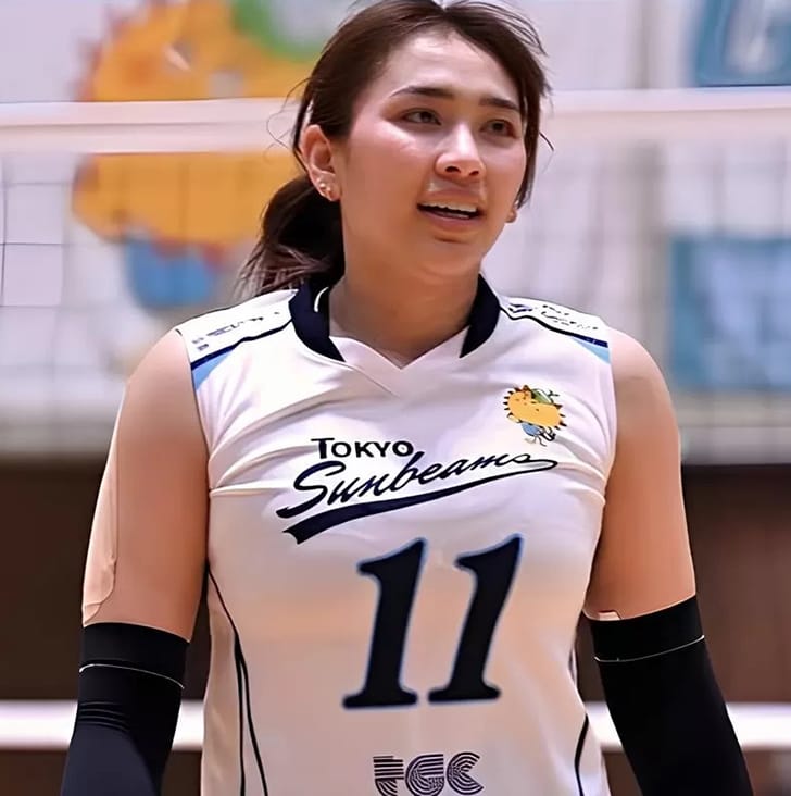 Yolla Yuliana