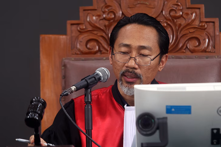 Hakim Tolak Praperadilan, Nadiem Makarim Resmi Jadi Tersangka Kasus Chromebook 1 nadiem makarim mendikbudristek praperadilan korupsi chromebook