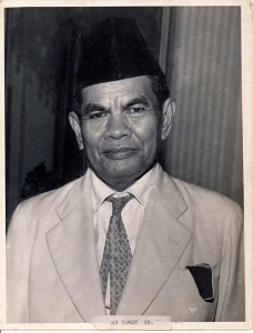 Sumpah Pemuda: Dari Ikrar di Kramat 106 hingga Tantangan Persatuan di Era Digital 3 sumpah pemuda Mohammad Yamin