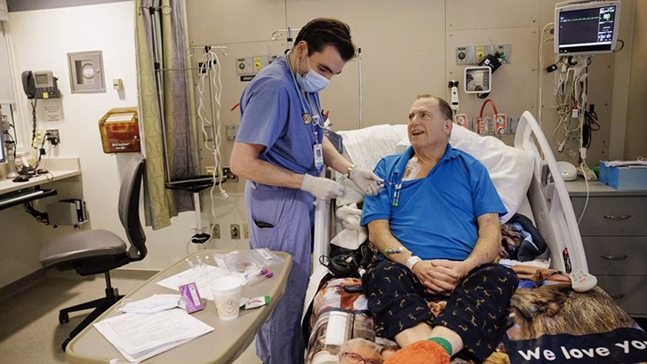 Dunia Medis Catat Rekor Baru: Ginjal Babi Bertahan 271 Hari di Tubuh Pasien Amerika 1 Ginjal